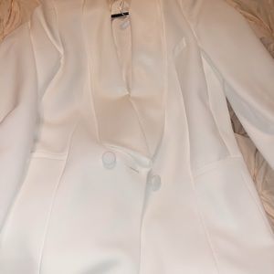 White blazer Zara